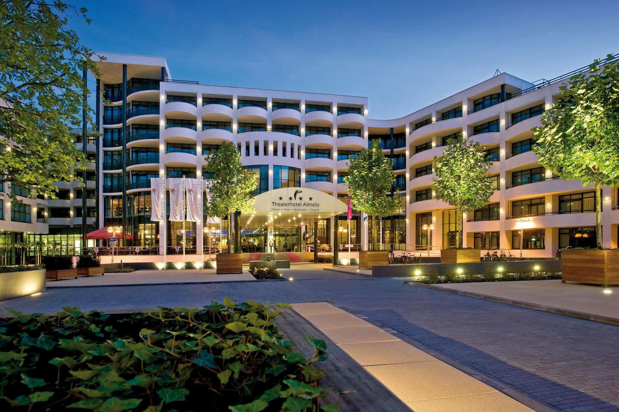 Van Der Valk Theaterhotel Almelo Exteriér fotografie